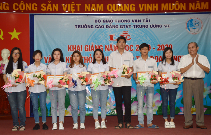 Trường Cao đẳng Giao thông vận tải Trung ương VI khai giảng năm học mới 2019